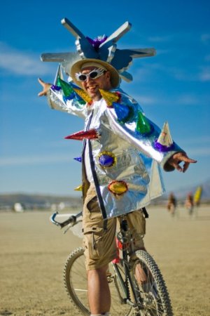  Burning Man ( ) 2010 (158  + 5 )
