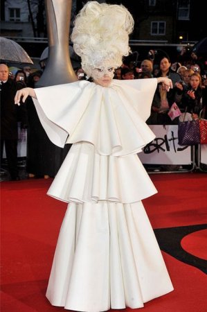 ����� ���������� ������� Lady GaGa �� 2010 ��� (49 ����)