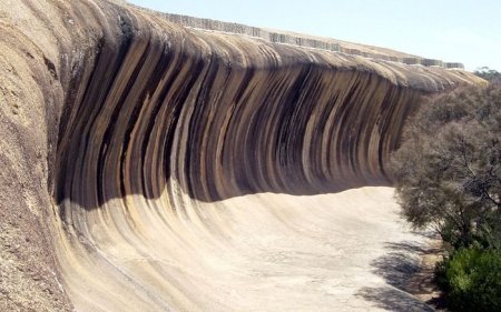 Wave Rock -   (16  + 2 )