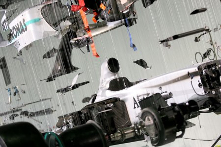   Mercedes GP Petronas F1 (18  + 3 )