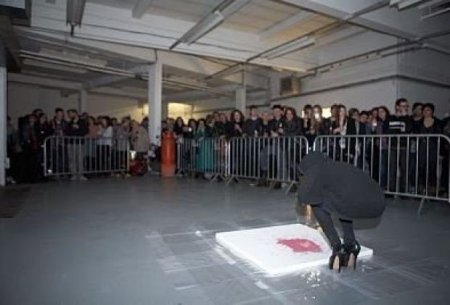 Millie Brown -    (31  + 1 )